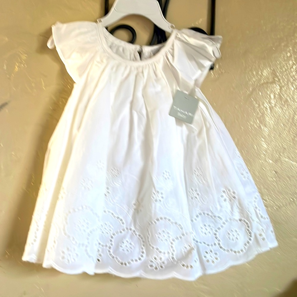 new size 3/6M TAHARI baby.   ( bag1/2)